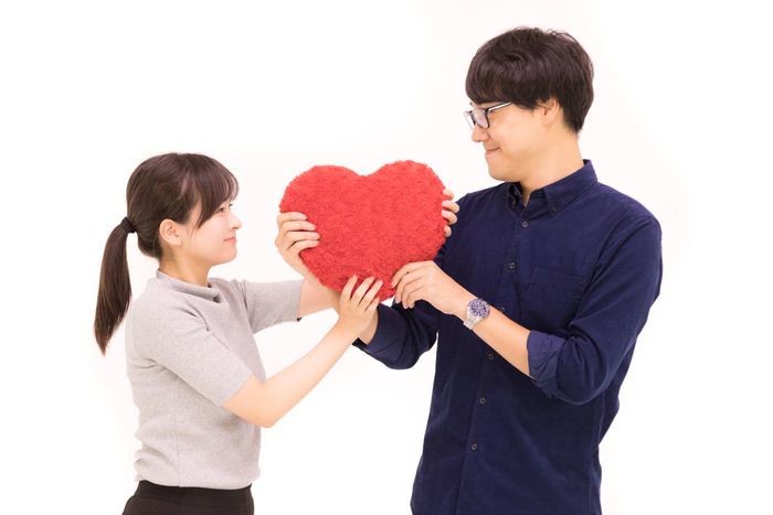 ツインレイとの出会いの前兆とは？出会う際の8つの特徴や出会える人の特徴を紹介