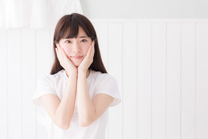 顎ニキビが示すスピリチュアルな意味とは？できた場所や見た目別に解説