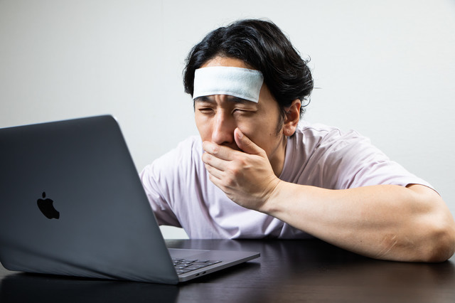吐き気のスピリチュアルな意味とは？予防する方法や対処法についても解説