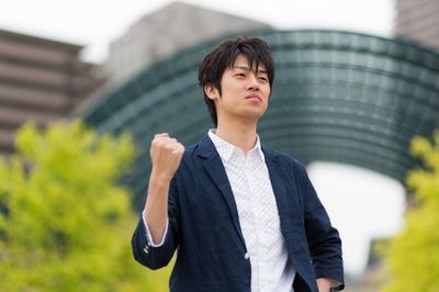 １人が好きな人の性格の特徴と心理・向いている仕事6つ