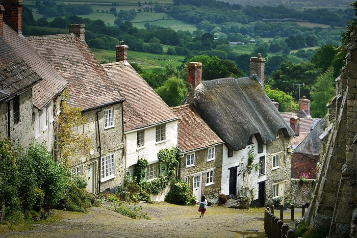 イギリスの町並みの特徴・日本やフランスとの違い｜古い