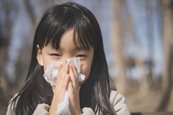 鼻がかゆいときのスピリチュアルなメッセージとは？部位や症状ごとの意味を解説