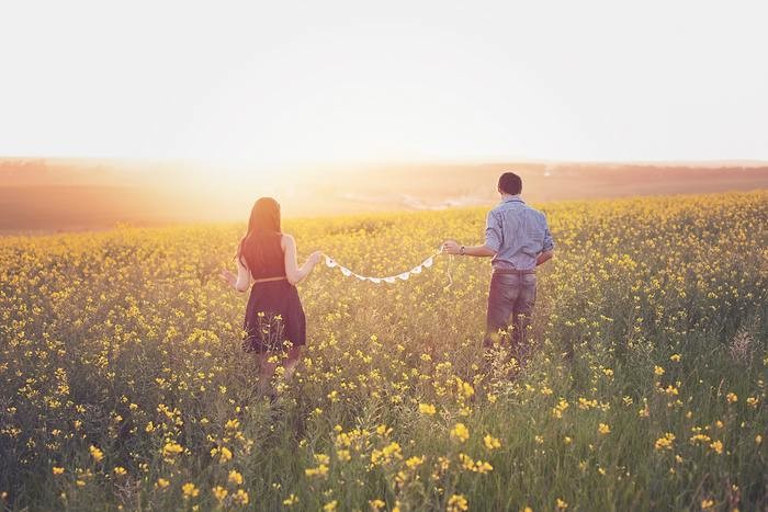 エンジェルナンバー400が示す恋愛へのメッセージ｜結婚や復縁についても紹介
