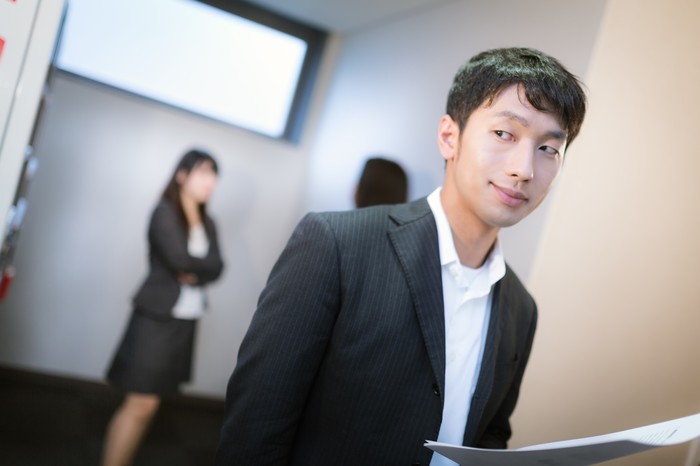 客観視できる人／できない人の違いと特徴・客観視する方法