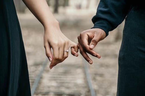 ツインレイ男性に対して寂しい気持ちになる深層心理とは？乗り越える方法も解説