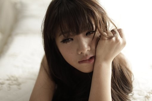 ツインレイと出会うと涙もろくなる？左目に関するスピリチュアルな意味を紹介