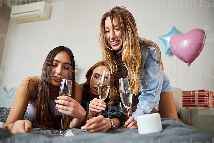 友好的な人の特徴・友好的な人に思われる方法